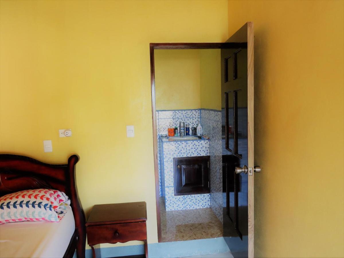 Hostal Siero Мойогалпа Екстер'єр фото