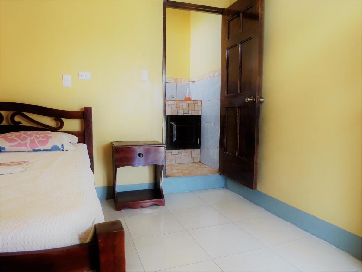 Hostal Siero Мойогалпа Екстер'єр фото